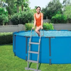 Bestway Échelle de piscine à 4 marches Flowclear 122 cm 58331 9 Bestway Échelle de piscine à 4 marches Flowclear 122 cm 58331 -Piscine & spa Soldes Boutique image 4 91637